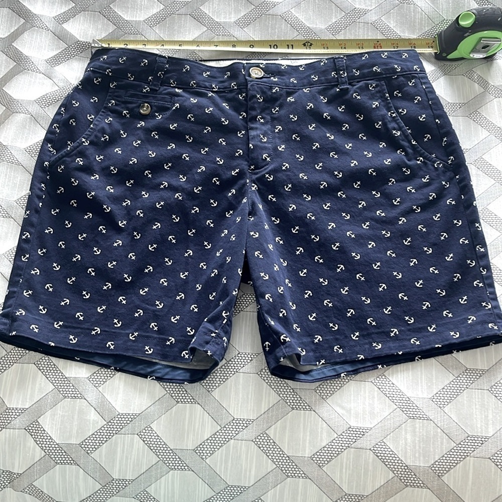 Women's Dockers Shorts - Size 16 NAVY Blue w White Anchors